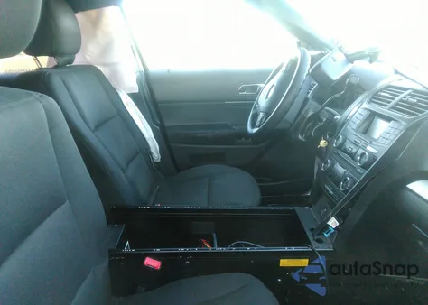 2017 Ford Police Interceptor из США, поврежденный, VIN 1FM5K8AR2HGC07919